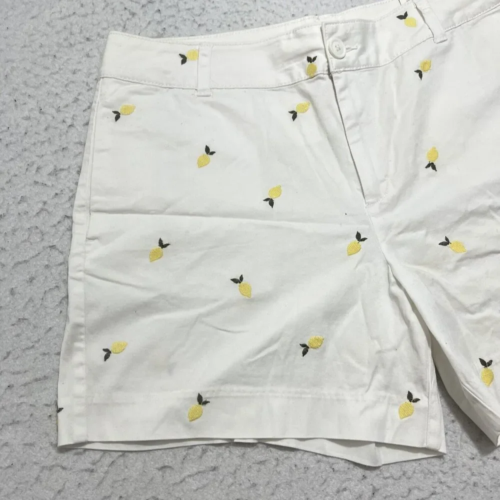 St. John's Bay Women's 14 White Yellow Lemon Pattern 5" Inseam Flat Front Shorts - Picture 2 of 12